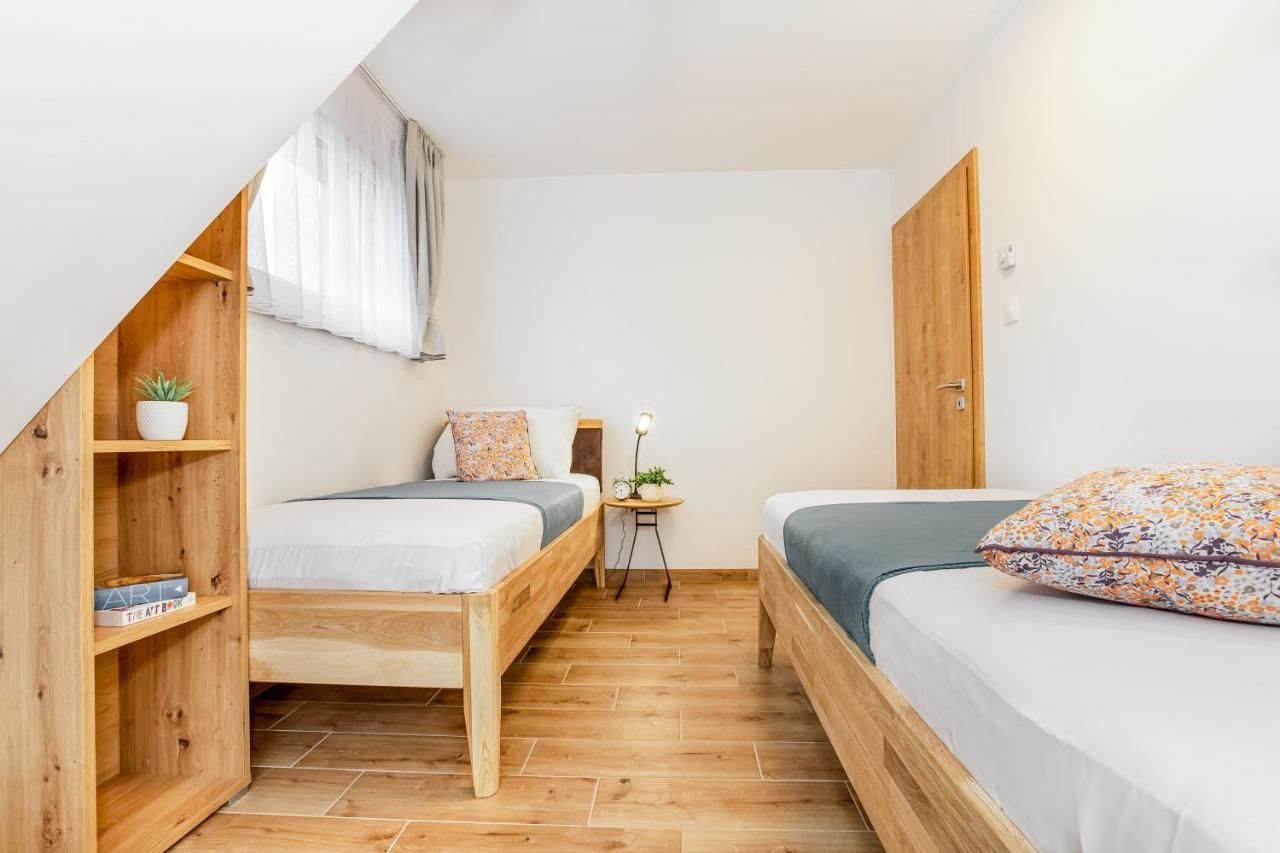 Apartmany Karlovy Dvory Horní Planá 外观 照片
